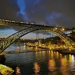 Bridge It - & Views * Вила-Нова-ди-Гая