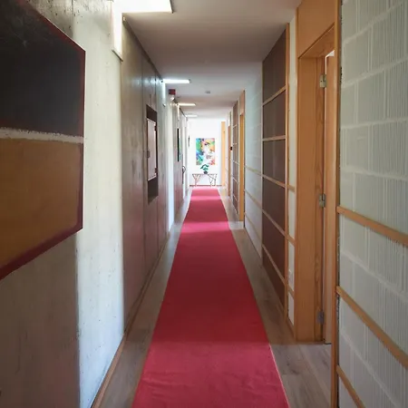 Bridge It - & Views Hotel