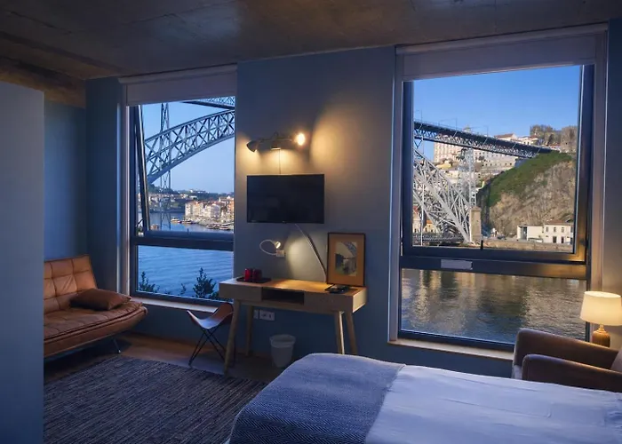 Bridge It - & Views * וילה נובה דה גאיה