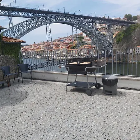 Hotel Bridge It - & Views Vila Nova de Gaia