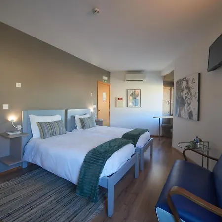 Hotel Bridge It - & Views Vila Nova de Gaia