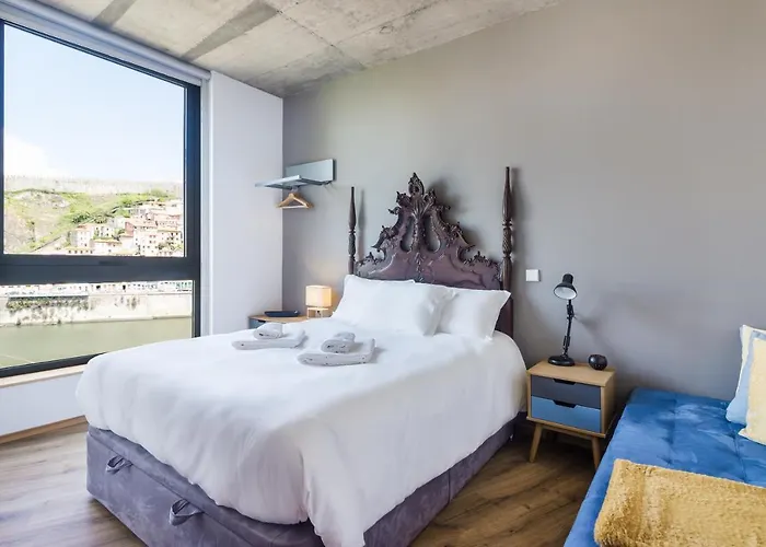 Hotel Bridge It - & Views *