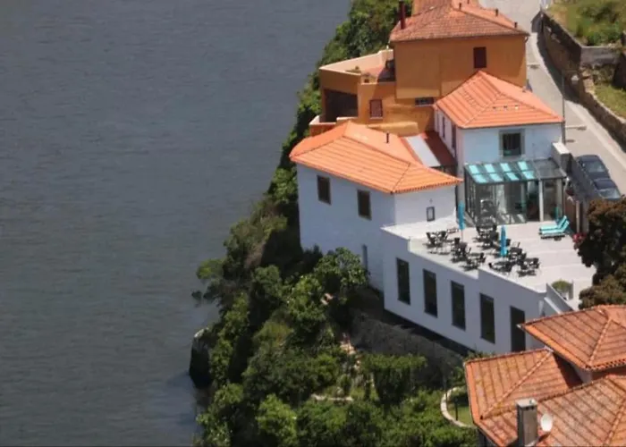 Hotel Bridge It - & Views Vila Nova de Gaia