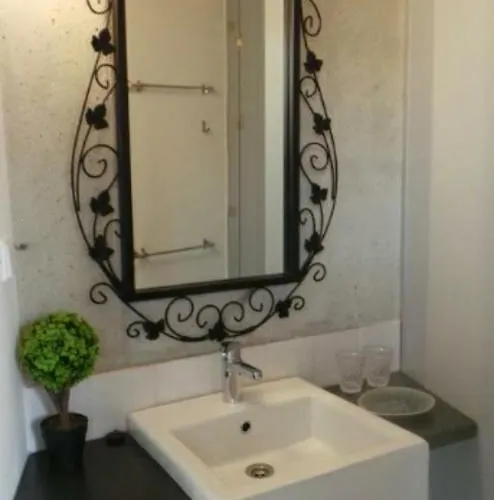 Hotel Bridge It - & Views *