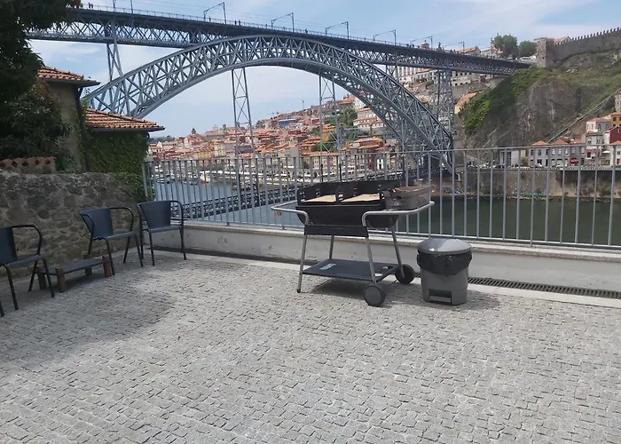 Hotel Bridge It - & Views Vila Nova de Gaia